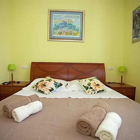 Apartment Pia Rovinj Bagian luar foto