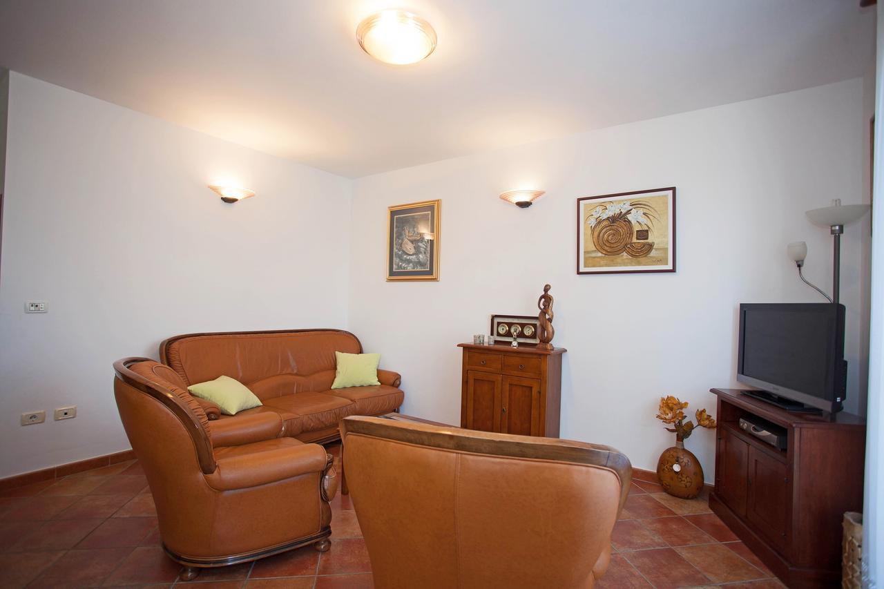 Apartment Pia Rovinj Bagian luar foto
